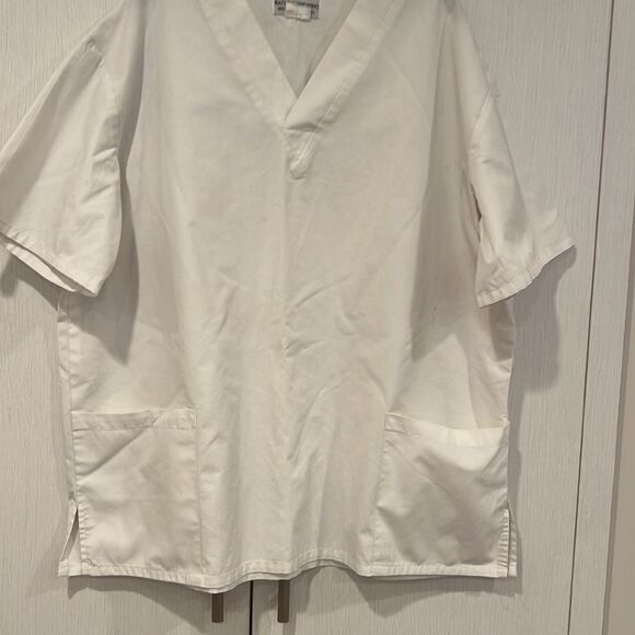 Nurse uniform top - Picture 2 of 7